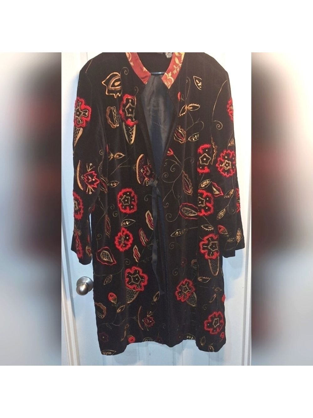 Entice Black Velvet Floral Embroidered Duster Jacket 2XL